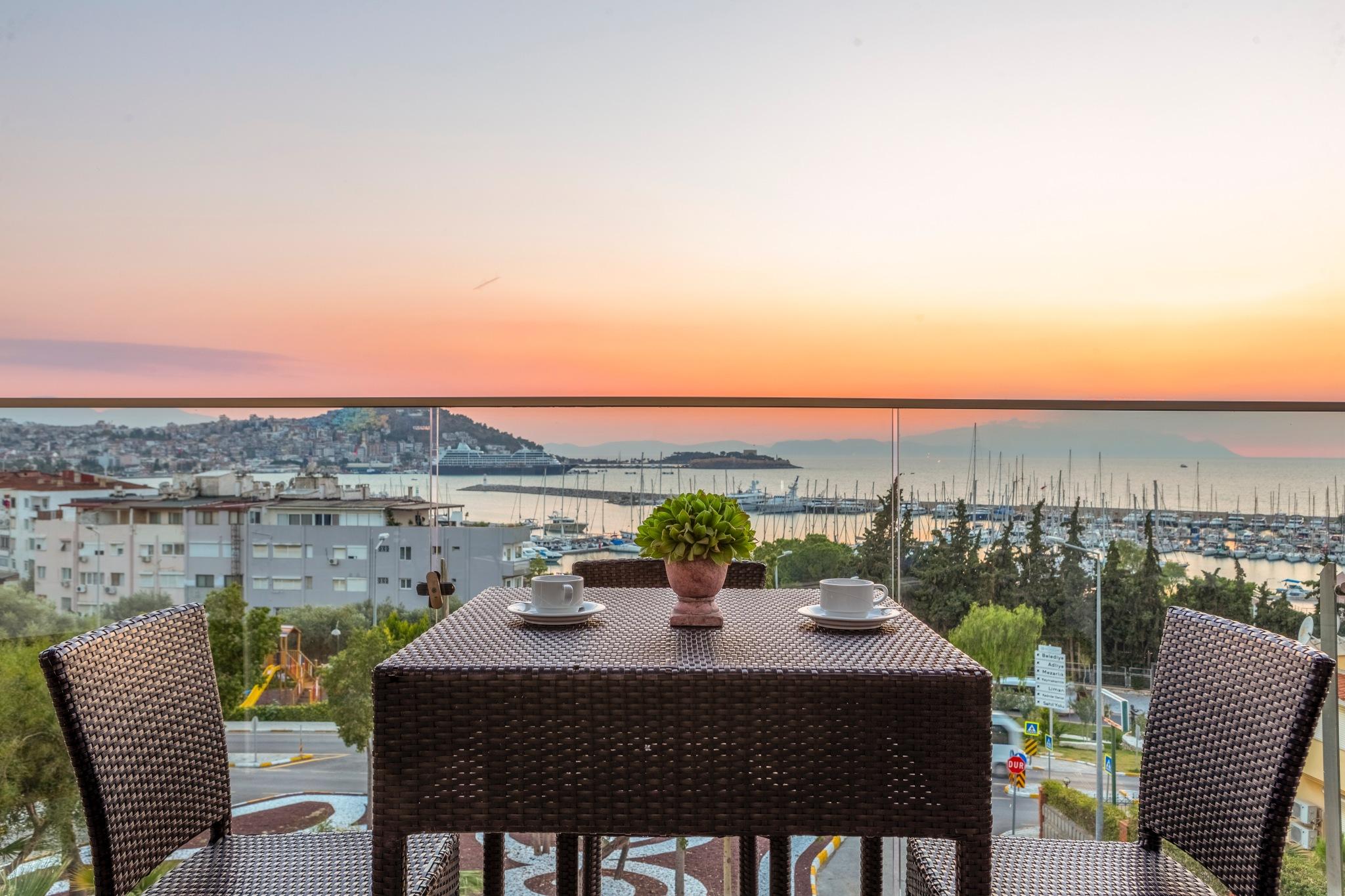 Marina Hotel Kusadasi Exterior photo